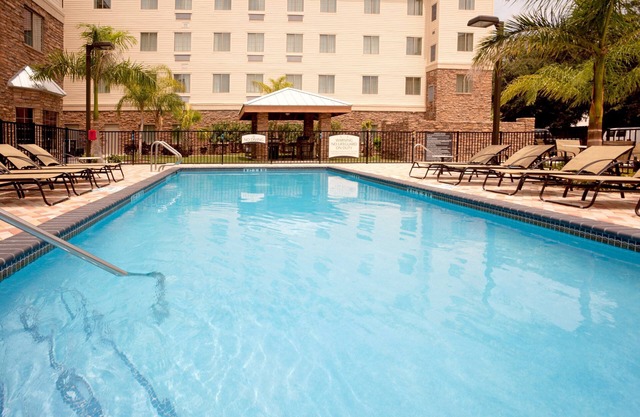 Free Breakfast. Outdoor Pool & Hot Tub. Great Location! Near the University of Texas Rio Grande Valley