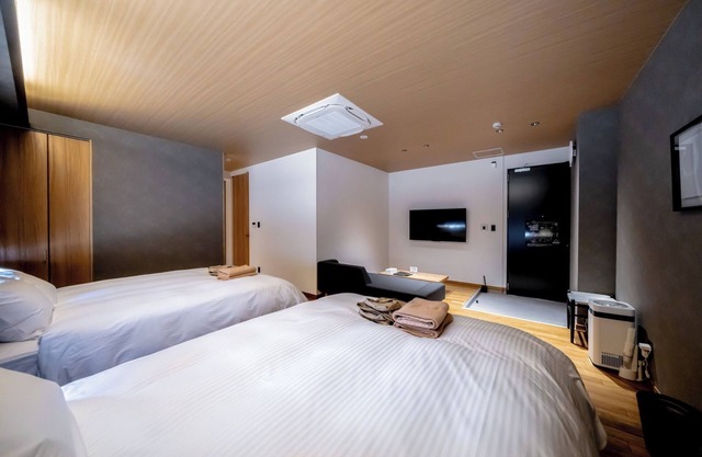 Free parking Enjoy the hot spring feeling with microbubbles A luxurious stay surrounded by beaut/Hatsukaichi Hiroshima