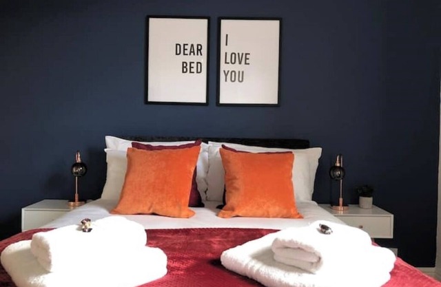 Free Parking | Free Wi-fi | City Centre