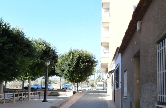 Free WI FI, & UK TVSquare Molar 5. 2.2. La Marina 03294. Alicante Spain.