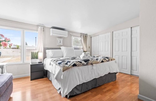 Fremont Favorite l Sleeps 13 Big Entertainment RM