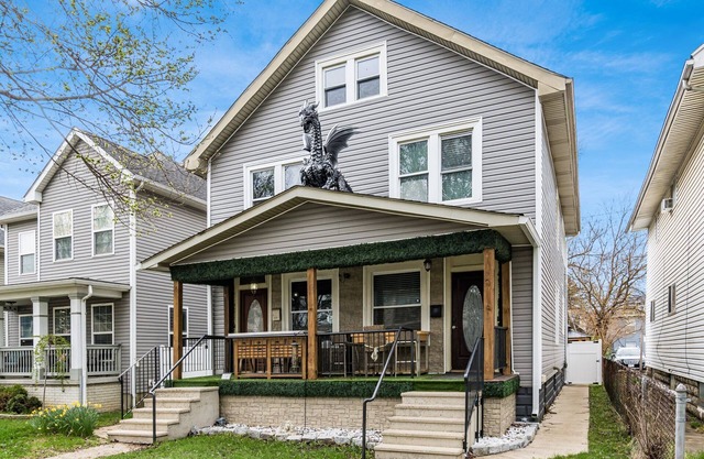 French Court Barcade: OSU home in Weinland Park/Short North