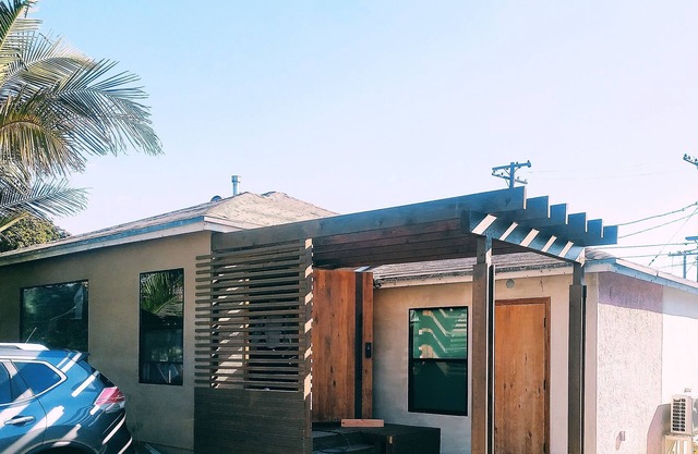 Fresh studio guest suite in a quiet neighborhood.