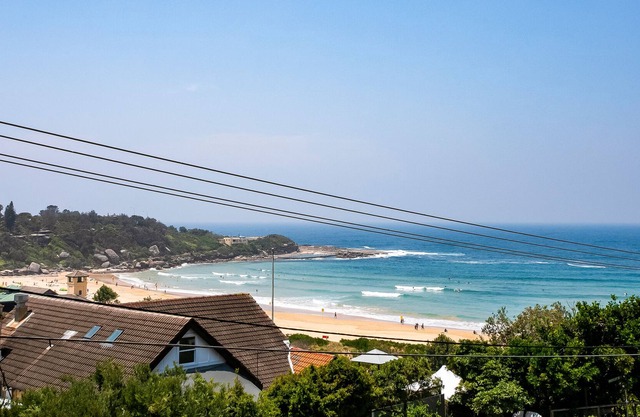 FRESHWATER STUNNING BEACHSIDE PANORAMA