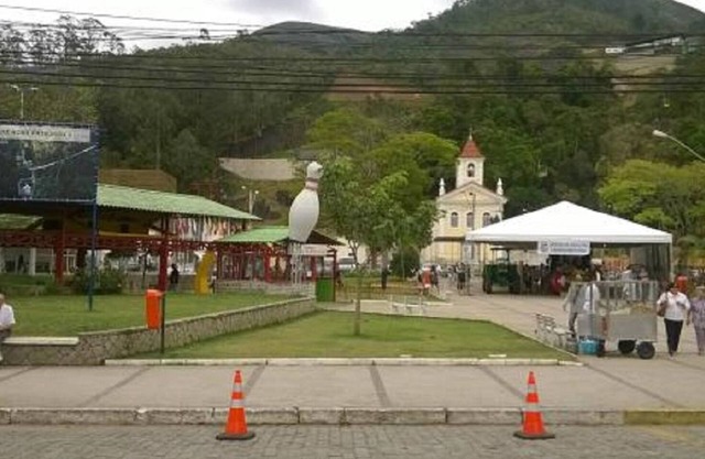 FRIENDLY MAIN COW FRIENDLY - WE ACCEPT ANIMALS