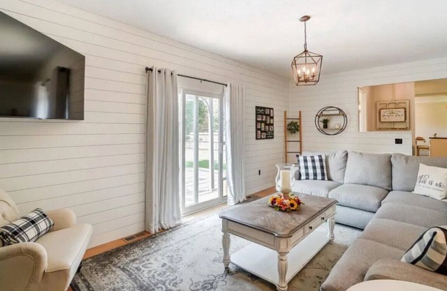 Friends & Family Columbus 5BR 3BA Home, Near Zoo and OSU