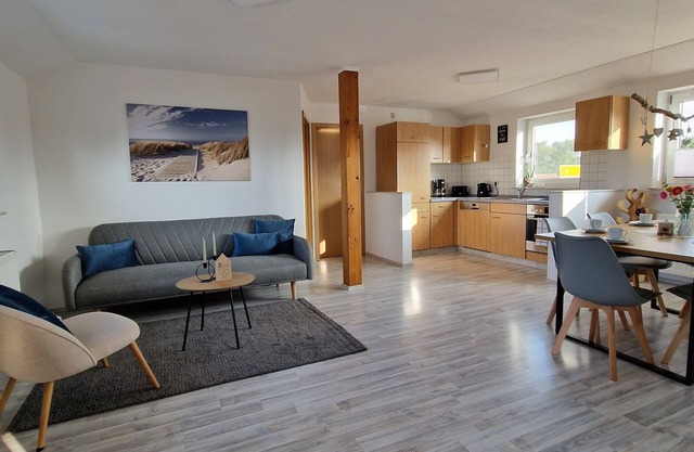 Frisch Renovierte Ferienwohnung an der Nordsee - 5min. Fahrt zum Strand