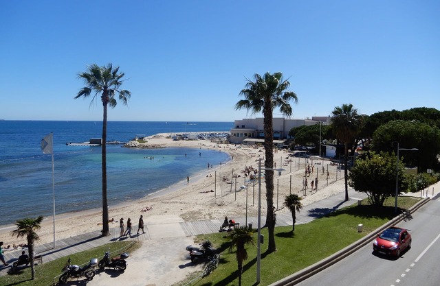 Front de mer/3 Pièces 91 m2/3ème Avec Ascenseur/Parking/4