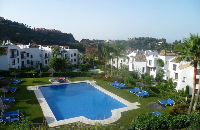 Frontline Golf Apartment In Los Arqueros Golf & Country Club, Near Marbella