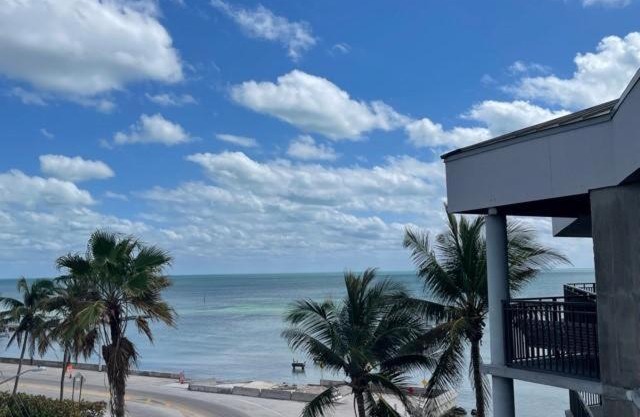 Frost Free in Cayo Hueso