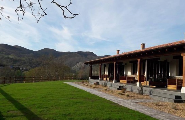 Fuente El Güeyu apartments for 4 people