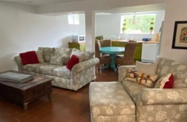 Full basement apartment close to UK and other Lexington attractions.