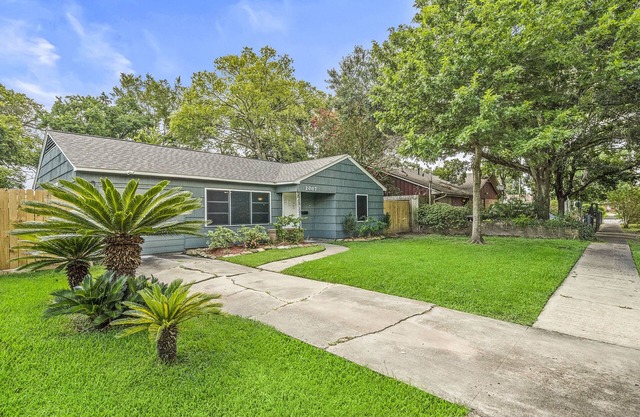 Full remodel 3BR High-Speed WiFi Near Hobby Airport