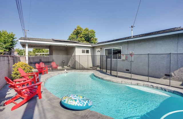Fullerton Vacation Rental w/Private Pool!