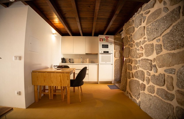 Fully equipped house with shared pool!