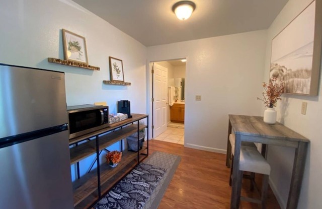 Fully furnished, Brand new custom one bedroom apartment in the heart of town.