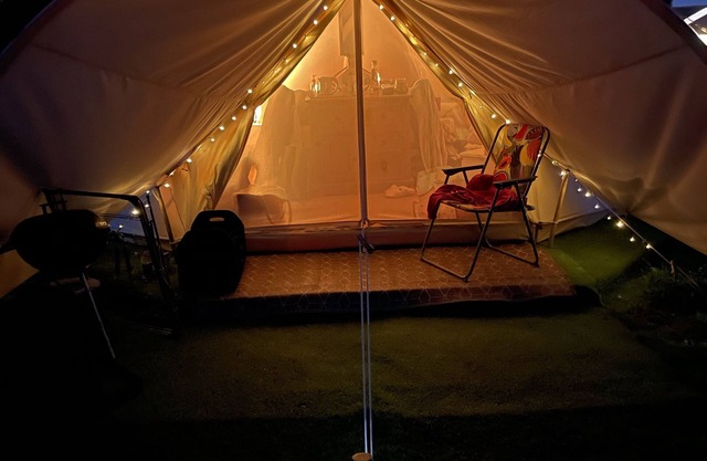 Fully Furnished Glamping (Badger) - private bathroom, excellent central location