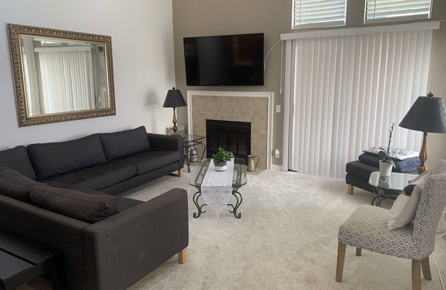 Fully Furnished ,nYearly/Mounthly/Vacation Rental in Irvine South Laken