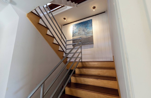 Fully furnished, ocean views crown three levels in perfect Playa Del ReyHarmony