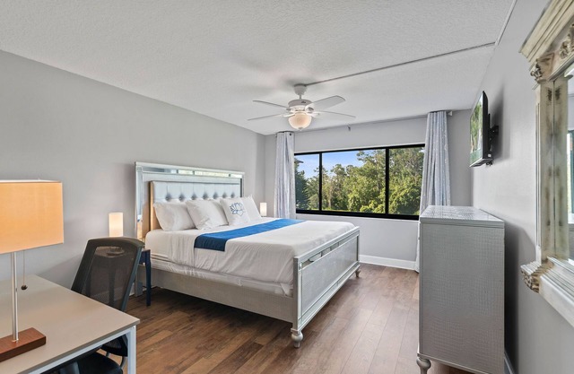 Fully Loaded/Just Furnished Condo in Altamonte Springs, FL