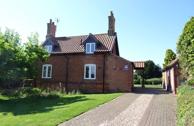 Fully modernised self catering cottage in Sherwood Forest, Nottinghamshire.
