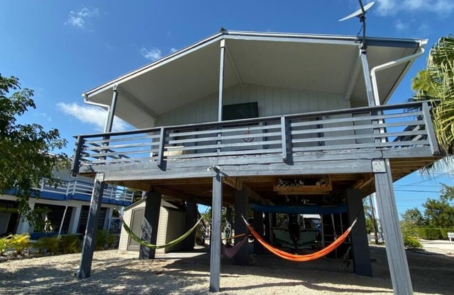 Fun in the Sun... 20min from Key West...Canal Front Home