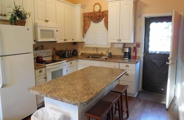 Fun Stays @ The Dells Club, 3BR/2Ba Condo with Riverview!