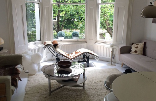 Funky apartment in Notting Hill.