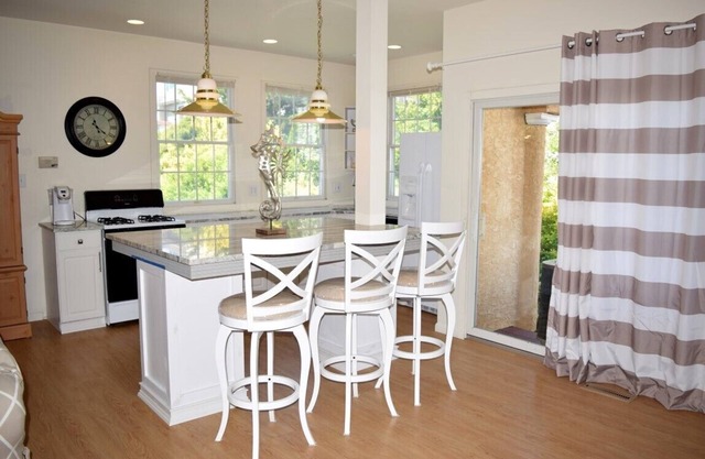Furbaby Friendly Beach House that sleeps 14.