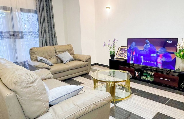 Furnished 2-bedroom apartment BONANJO (102). KGV PRESTIGE RESIDENCE (DOUALA)