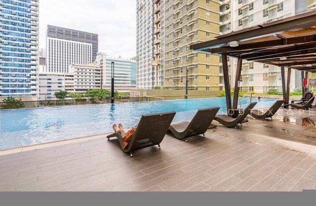 Furnished 2BR | Amenity View, WiFi, Netflix and Pool