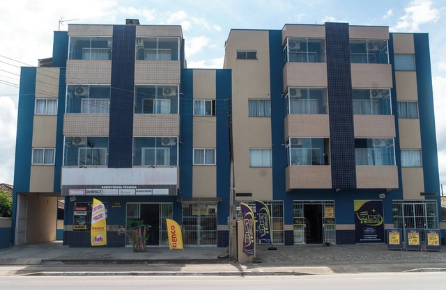 Furnished apartment with 2 bedrooms, 200m from the beach, air conditioning, wi-fi.