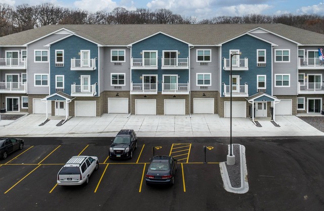 Furnished Executive Studio Apartment on the Duck Creek Bike Path in Bettendorf.