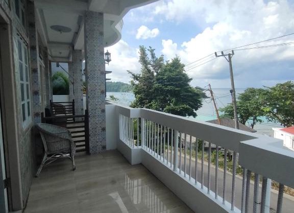 FURQAN GUEST HOUSE Family