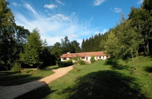 Gîte Aux gîtes du Rasteille for 7 people