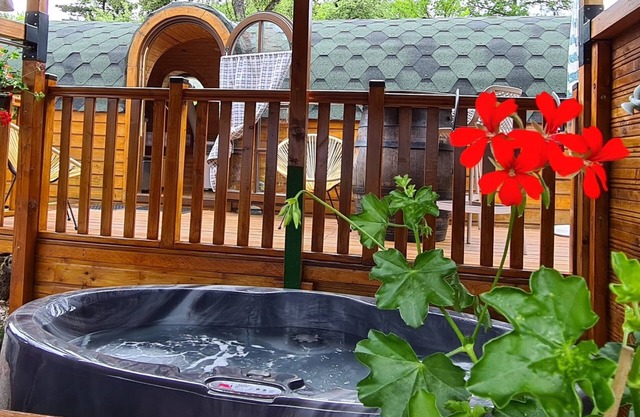 Gîte D'alsace La Roulotte des Prunelles Sauvages Spa/jacuzzi Privatif