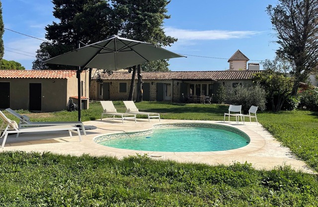 Gîte de 6 Personnes Avec Piscine au Coeur des Vignes