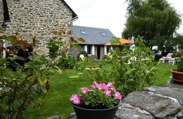 Gîte de France in Sarroux - St Julien 3 ears - Gîte de France 8 people
