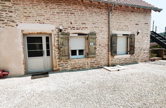 Gîte du Moulin Brochat 3 avec espace jacuzzi commun