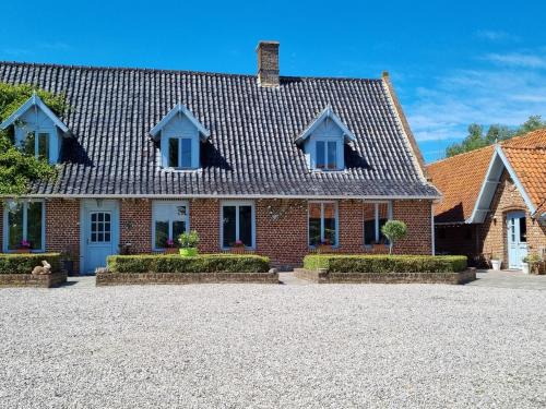 Gîte familial 15 pers avec jardin, spa et activités près de Cassel - FR-1-510-233