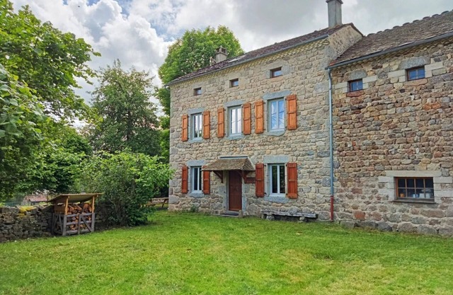 Gîte La Fontaine 10/12 Personnes