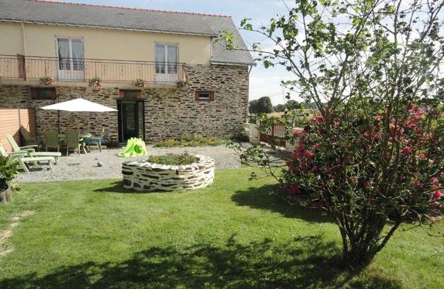 Gîte les blés dorés à 7 km de DERVAL.