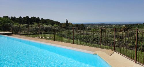 Gîte Paradizu, vue imprenable en Provence