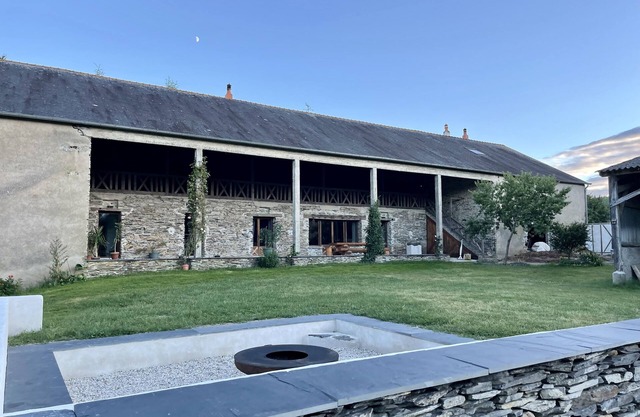 Gîte with indoor pool, Le Repère de Choiseau