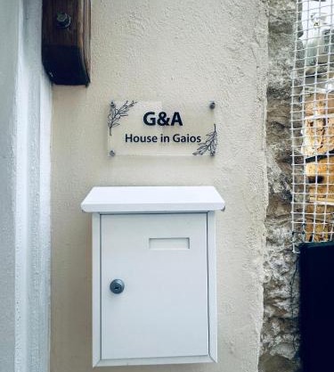 G&A House in Gaios