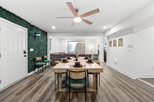 Game Day Ready! 2 King Beds Near UGA & DT