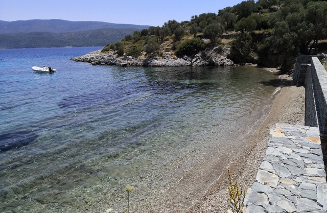 Gamma House, private beach