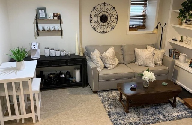 Garden Apartment on Main - Modern, Quiet, Comfy