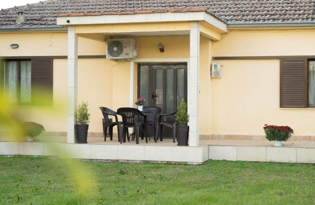 Garden Paradise in Megalochori Trikala