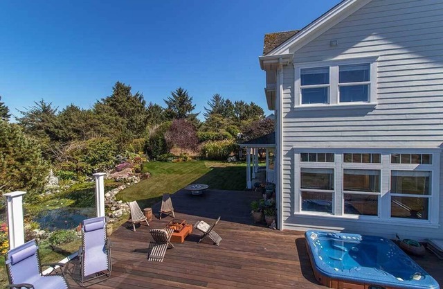 Garden Pond Retreat - Hiking Trails & Hot Tub